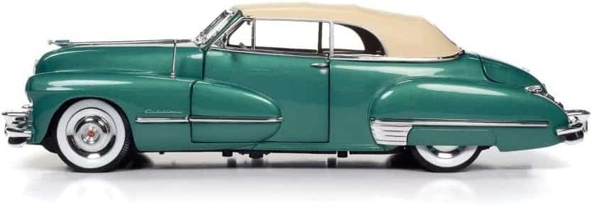 1947 Cadillac Series 62 Soft Top, Green - AW315-1/18 Scale Diecast Car