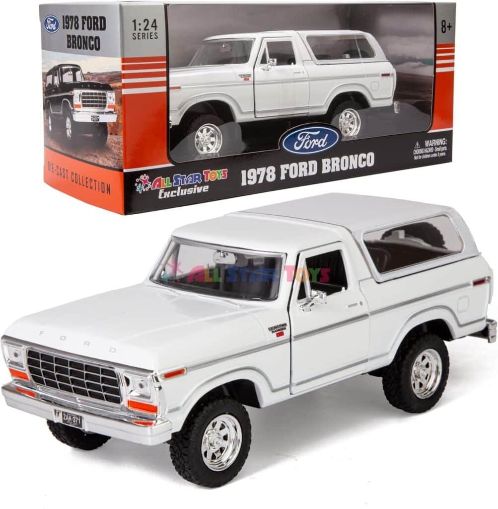 1978 Ford Bronco 1:24 Diecast Model Car White SUV SUT Truck Motormax All Star Toys Exclusive 79371