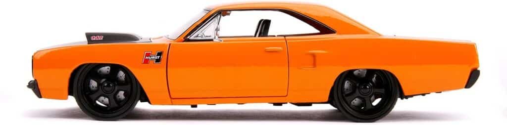Big Time Muscle 1:24 1970 Plymouth Road Runner Die-cast Car, Toys for Kids and Adults