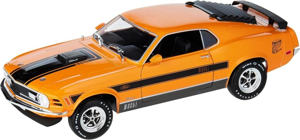 Maisto 1:18 Special Edition 1970 Ford Mustang Mach 1, Orange, 1:18 Scale