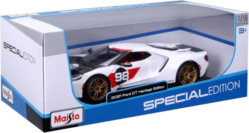 Maisto 2021 Ford GT #98 White Heritage Edition 1/18 Diecast Model Car