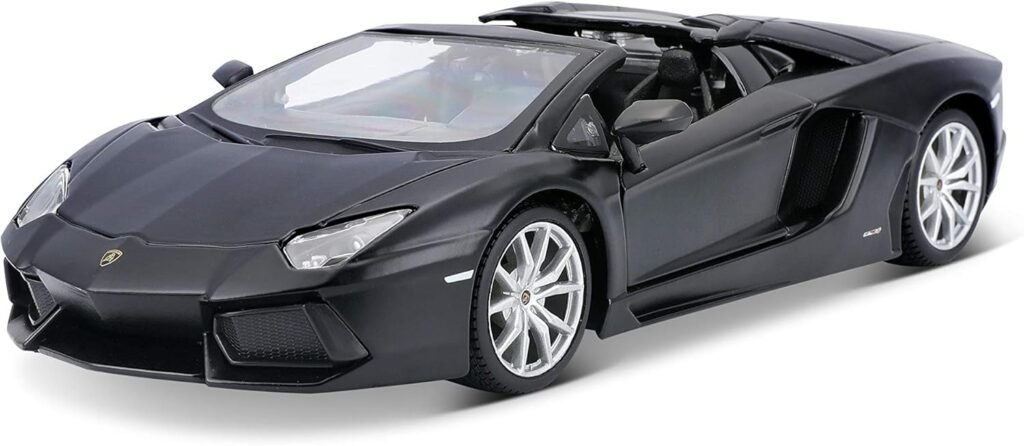 Maisto Lamborghini Aventador LP 700-4 Roadster Die Cast Vehicle (1:24 Scale), Colors May Vary
