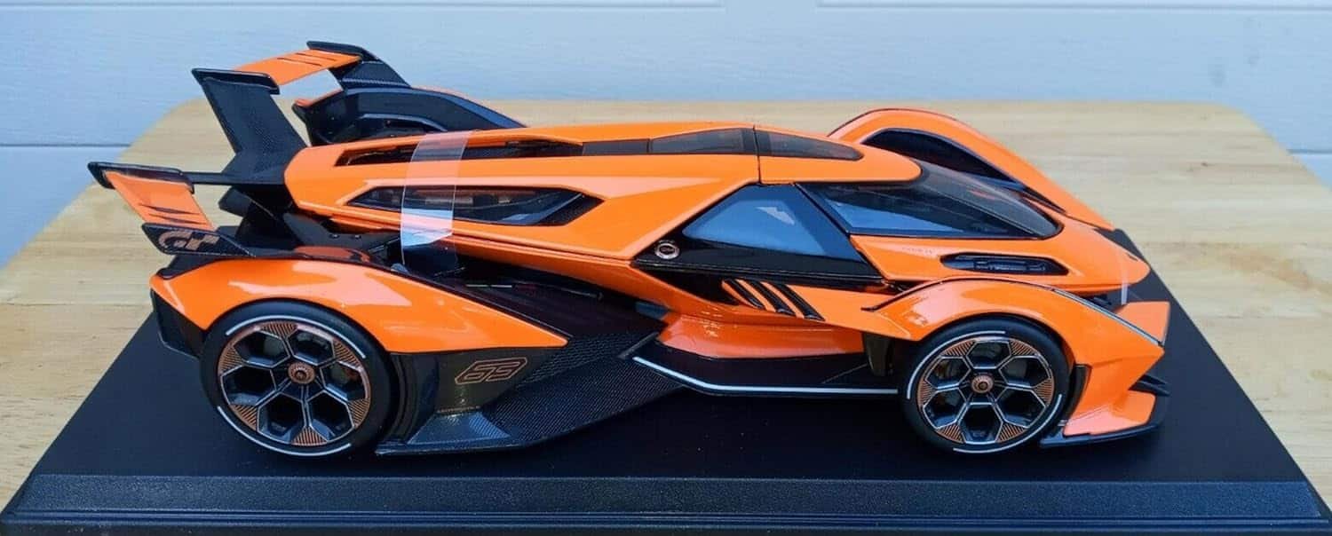 Maisto Lamborghini V12 Vision Review