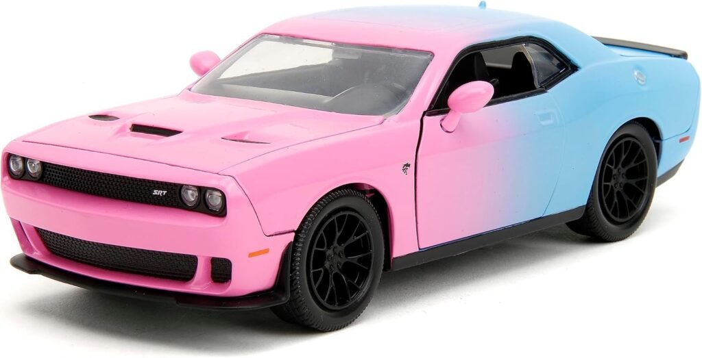 Pink Slips 1:24 2015 Dodge Challenger SRT Hellcat Die-Cast Car, Toys for Kids and Adults(Light Blue/Pink)