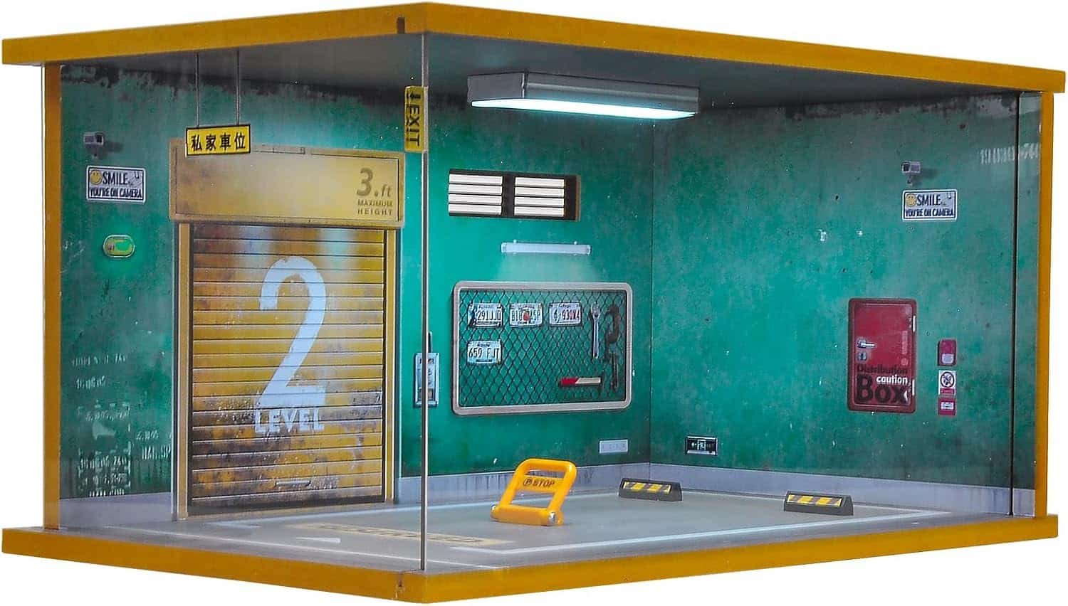 1/18 Scale Display Case Review