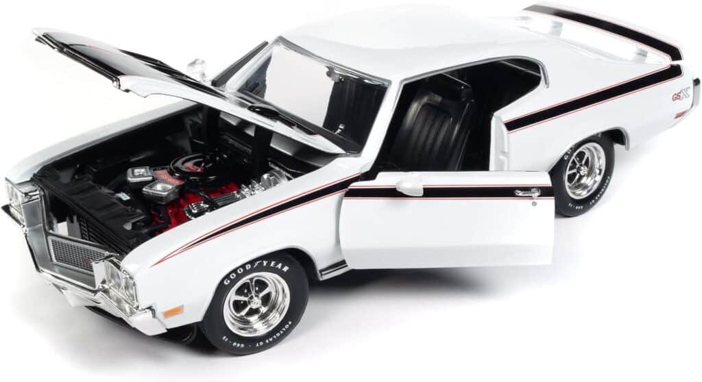 1970 GSX Hardtop MCACN Muscle Car, Apollo White - AMM1322-1/18 Scale Diecast Model Car