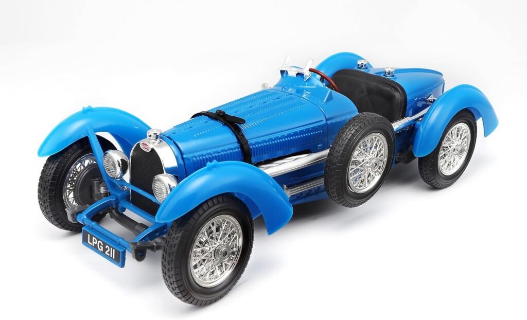 Bburago 1:18 Scale Bugatti Type 59 Diecast Vehicle (Colors May Vary)