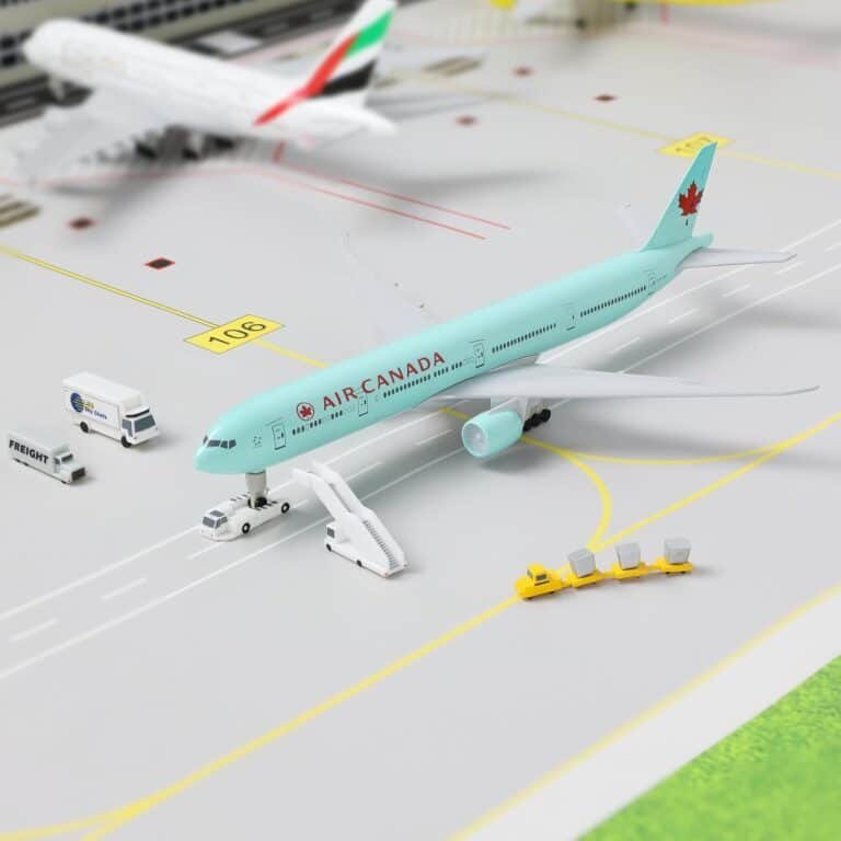 Boeing 777 AA Airlines Diecast Model Review