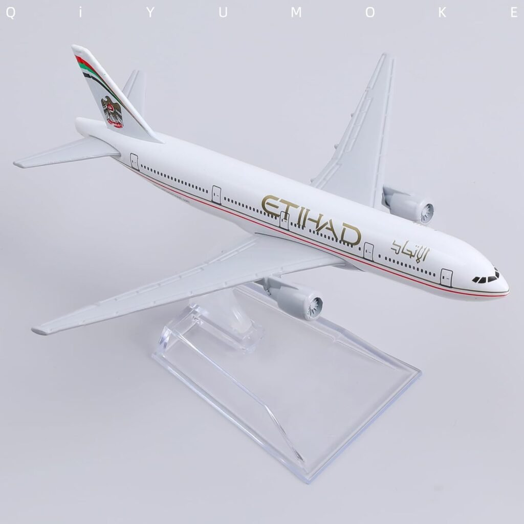 Boeing 777 AA Airlines 1/400 Diecast Metal Airplane Model with Stand -Airlines Alloy Model Plane (6 inches Long) Display Collectible Model Kit for Aviation Enthusiast Gift