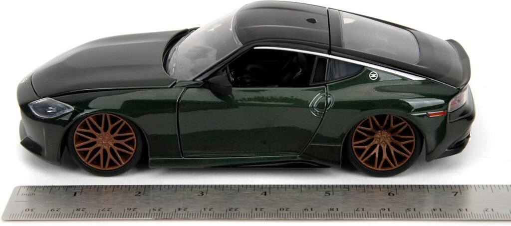 Fast  Furious Fast X 1:24 2023 Nissan Z Die-Cast Car, Toys for Kids and Adults