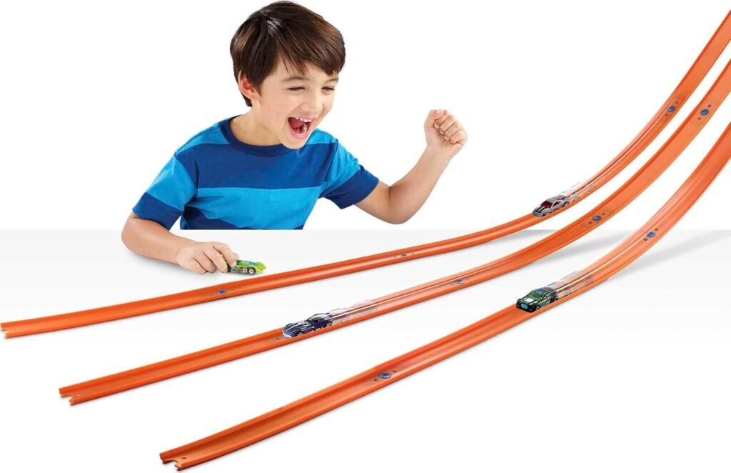 Hot Wheels City Toy Car Track Set, Ultimate Garage with T-Rex Dinosaur, Store 100+ 1:64 Scale Vehicles, 3-ft Tall, with 2 Cars (Amazon Exclusive)