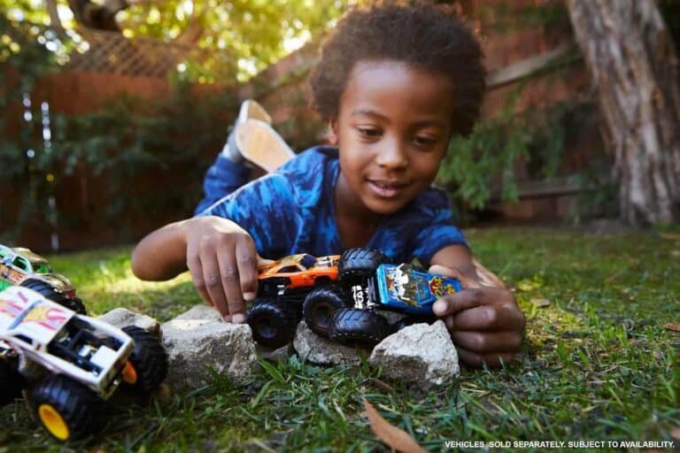 Hot Wheels Monster Trucks Toy Truck 12-Pack Review
