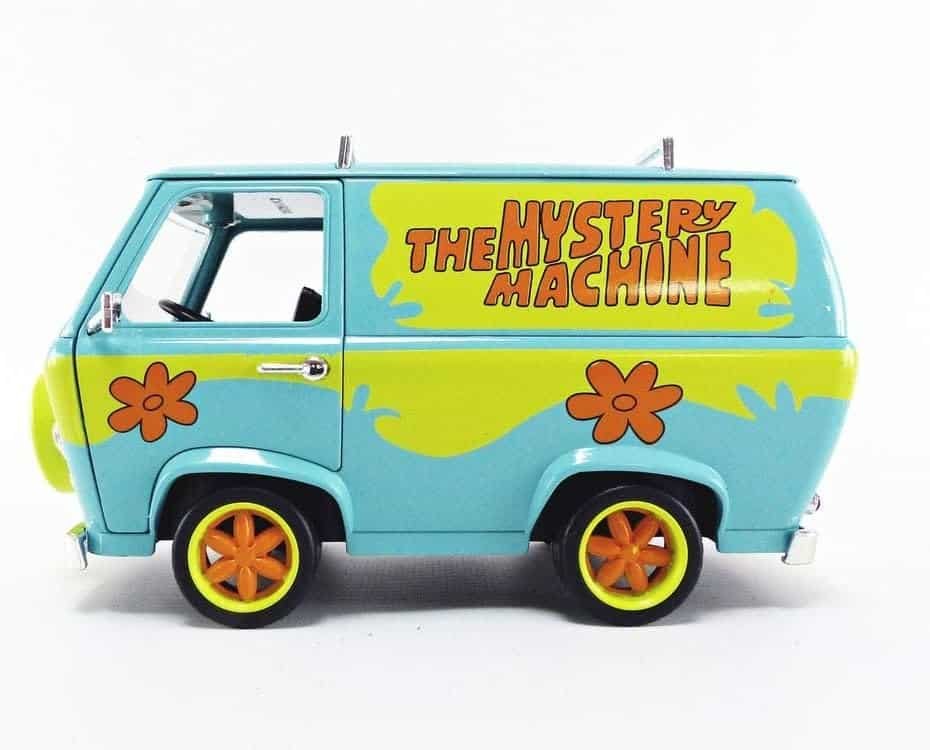Jada 1:24 Diecast Mystery Machine with Scooby, Green