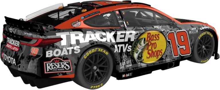 Lionel Racing Martin Truex Jr. Diecast Car Review