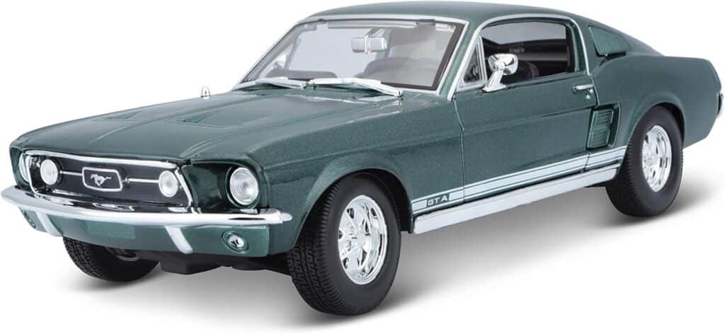 Maisto 1:18 Special Edition 1967 Ford Mustang GTA Fastback - Green