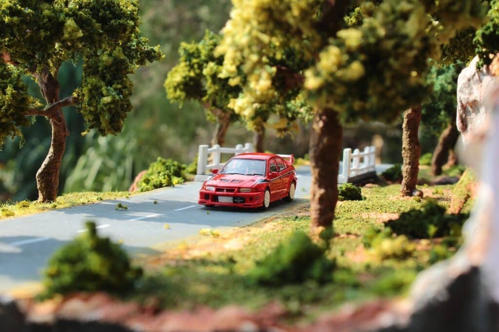 Maisto 1:24 Scale Audi R8 V10 Plus, Red