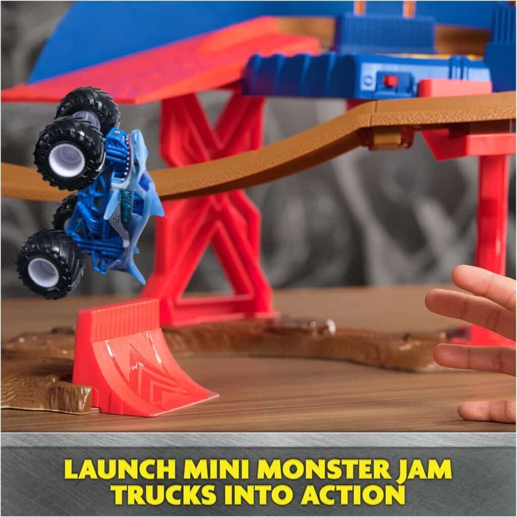 Monster Jam, Official 12-Pack of 1:64 Scale Die-Cast Monster Trucks for Boys and Girls, Kids Toys for Ages 4 and Up, Amazon Exclusive