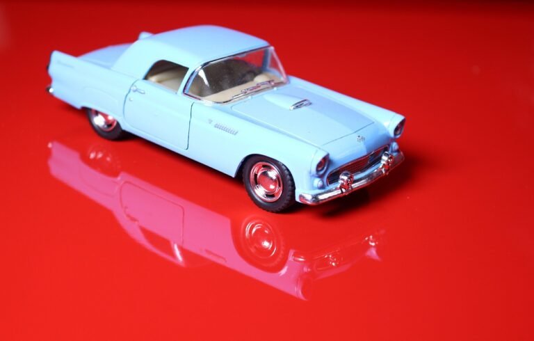 1:24 Scale Model 3 Alloy Car Review