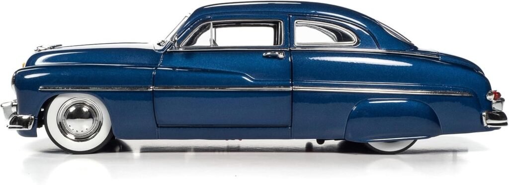 1949 Eight Coupe Classic Car, Atlantic Blue - AW277-1/18 Scale Diecast Model Car