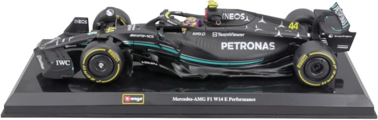 Bburago 1:24 F1 Race Mercedes W14 Review