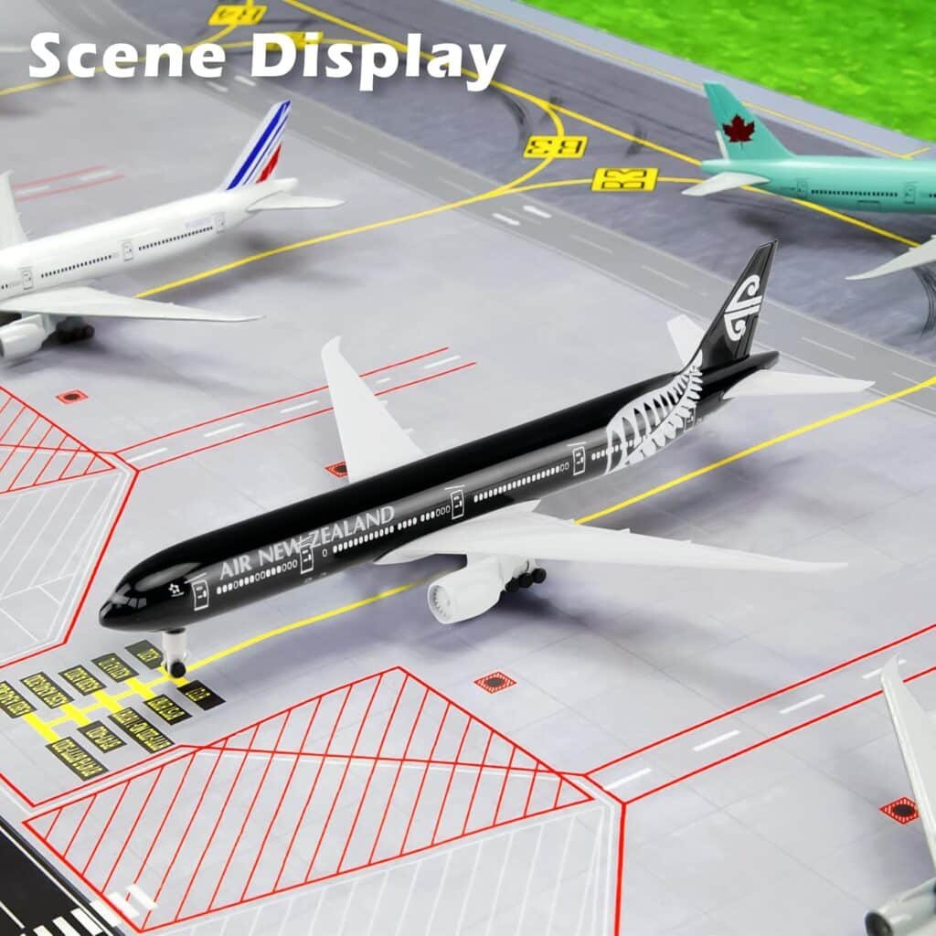 Lose Fun Park 1/300 Scale Model Plane Diecast Airplanes New Zealand 777 Airlines Model Airplane for Collections  Gifts