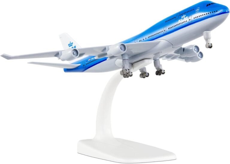 1:300 Scale KLM Dutch Royal Boeing 747 Airplane Model Review