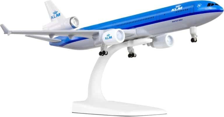 Busyflies MD-11-Holland Model Review