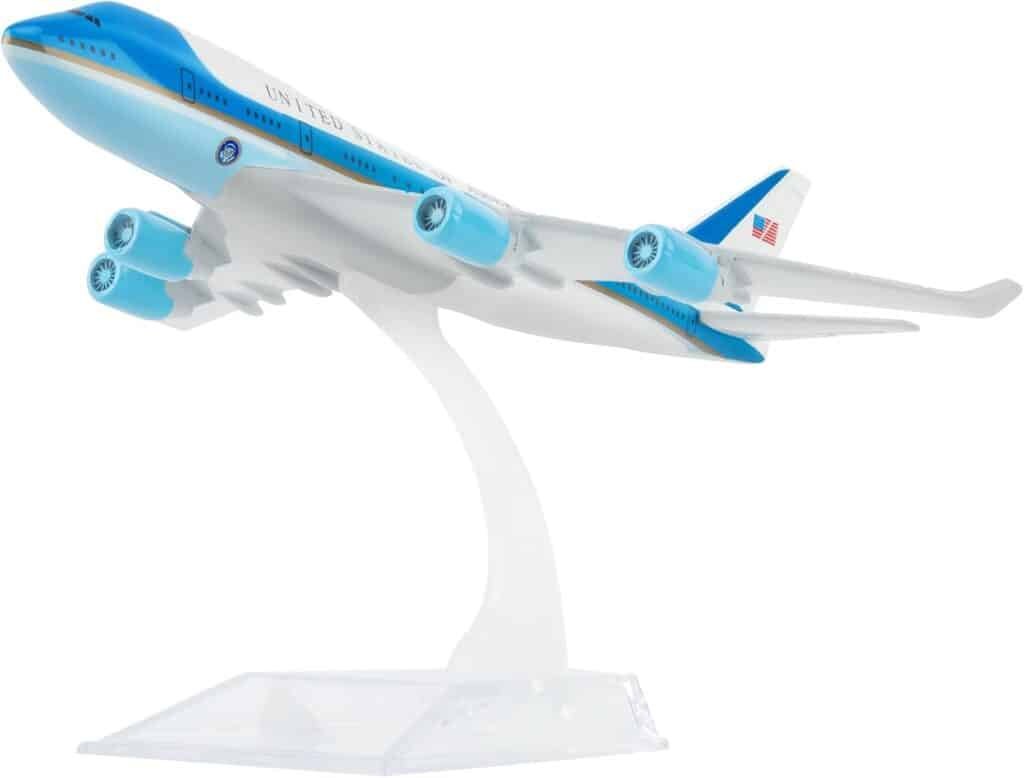 Busyflies Model Airplane 1:400 Diecast Airplanes Model Aircraft Metal Airforce One 747 Plane Alloy Model for Birthday Gift