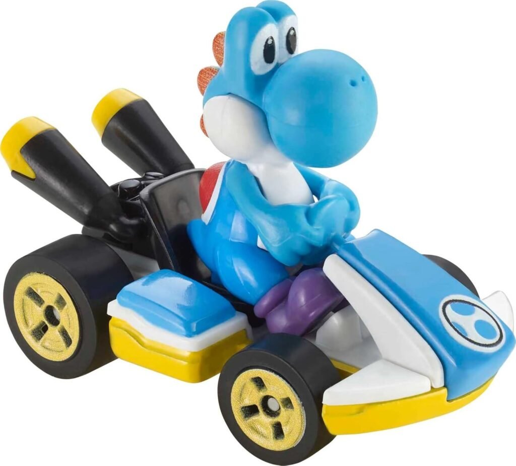 Hot Wheels Mario Kart Toy Vehicle 4-Pack, Collectible Set of 4 Fan-Favorite Characters Includes First-Appearance Diddy Kong in Mach 8