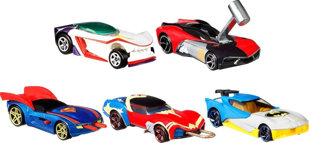 Hot Wheels Toy Cars 5-Pack, Set of 5 DC Character Cars in 1:64 Scale: Superman, Batman, Wonder Woman, The Joker GT  Harley Quinn