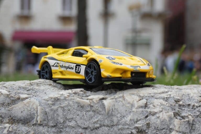 Hot Wheels Corvette Stingray PR-5 Review