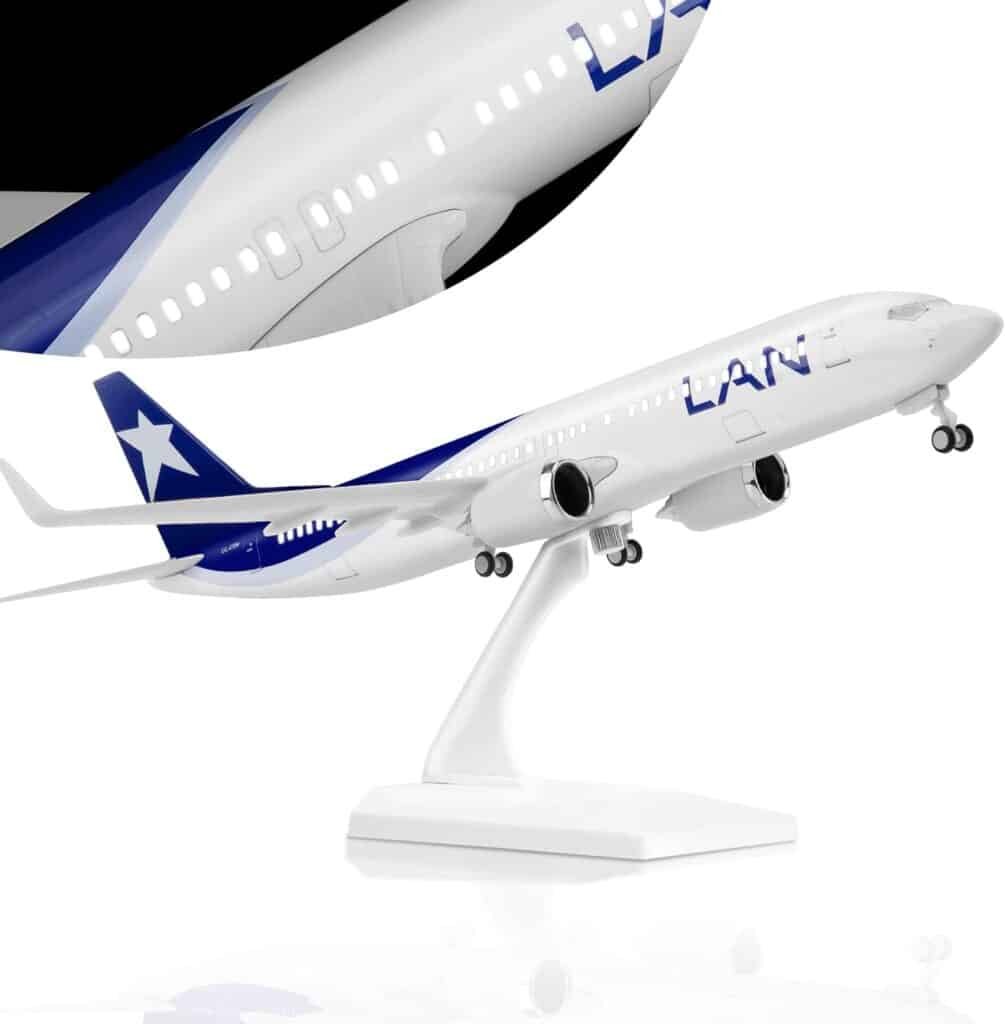 Joylluoan 1:130 LAN 737 Model Plane Alloy Diecast Airplane with LED Light