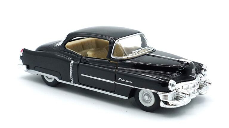KiNSMART 1963 Cadillac Series 62 Black Review