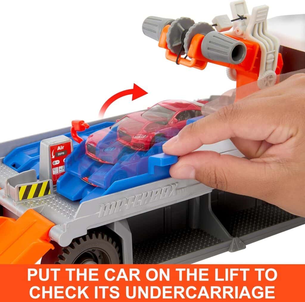 Matchbox Toy Car  Playset, Action Drivers Tow  Repair Truck with 1:64 Scale Toy Audi TT RS Coupe, Working Crane  Diagnostic Machine