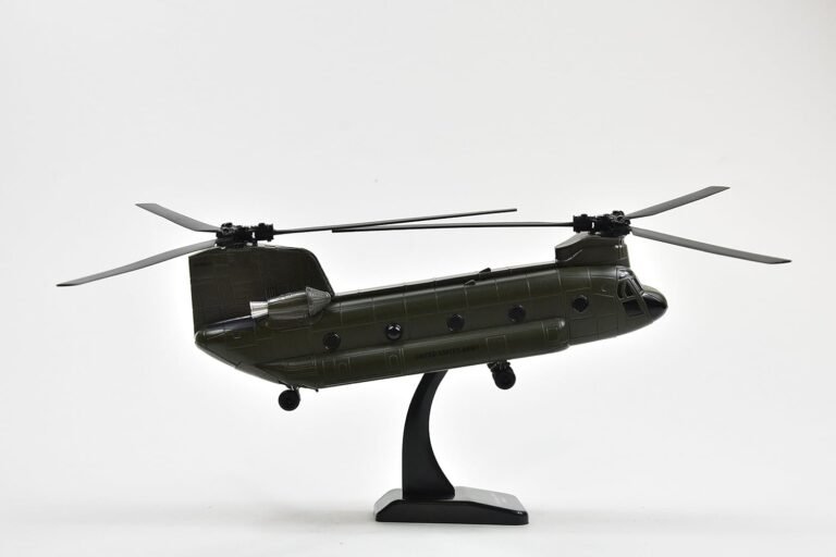 New Ray CH-47 Chinook Review
